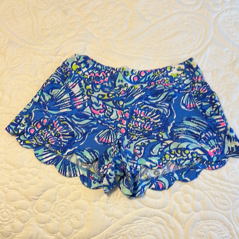 Lily Pulitzer Blue Patterned Women's Shorts